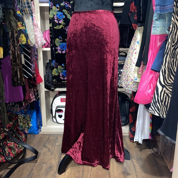 VTG Alley Cat Betsey Johnson Maroon Maxi Skirt - Picture 1 of 4